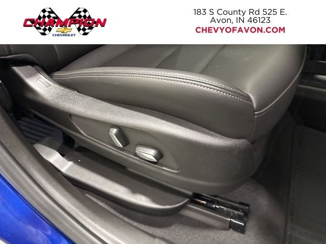 2025 Cadillac XT6 Luxury