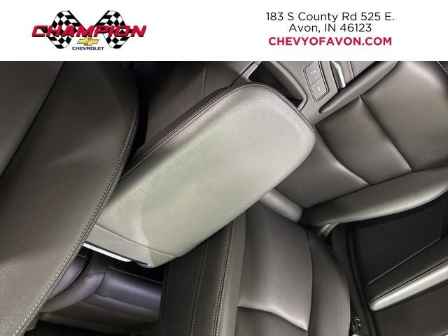 2025 Cadillac XT6 Luxury