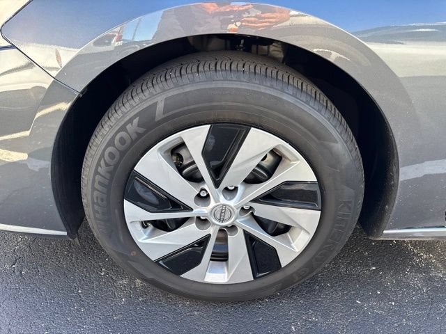 2025 Nissan Altima S