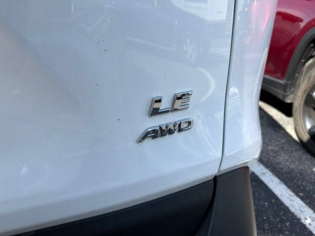 2025 Toyota RAV4 LE