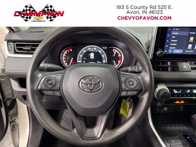 2025 Toyota RAV4 LE