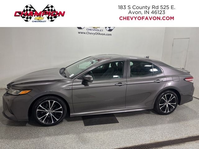 2020 Toyota Camry Hybrid SE