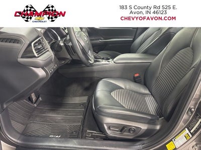 2020 Toyota Camry Hybrid SE