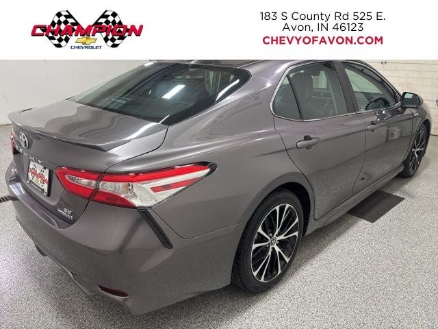 2020 Toyota Camry Hybrid SE