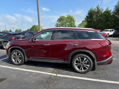 2023 INFINITI QX60 LUXE