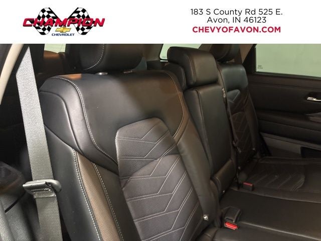 2023 Nissan Pathfinder Platinum