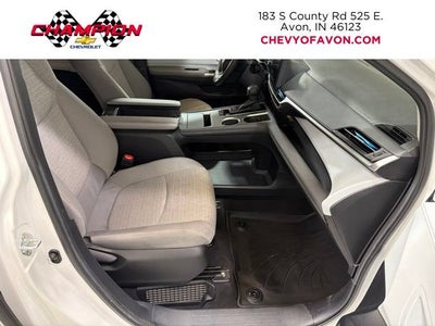 2025 Toyota Sienna LE