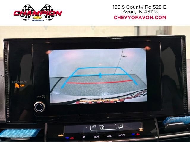 2025 Toyota Sienna LE