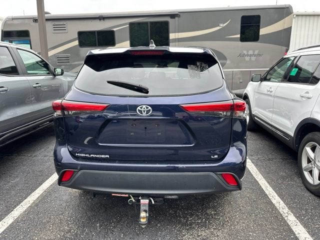 2022 Toyota Highlander LE