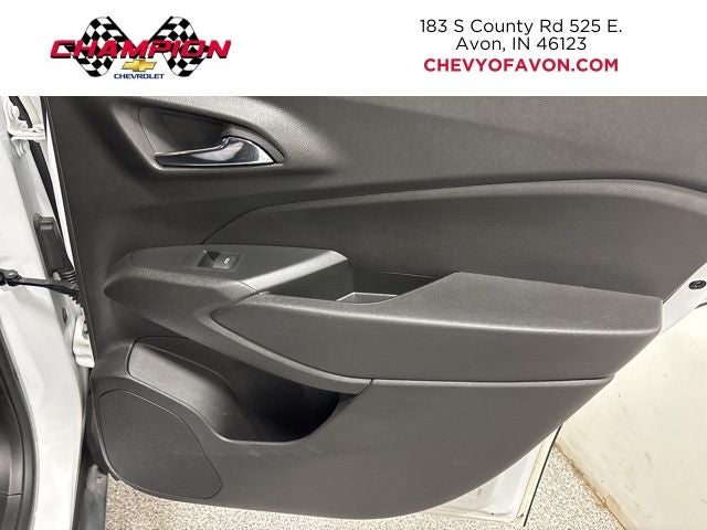 2025 Chevrolet Trax LS