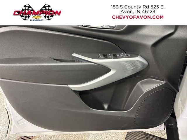 2025 Chevrolet Trax LS