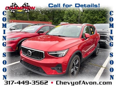 2023 Volvo XC40 Plus Bright Theme