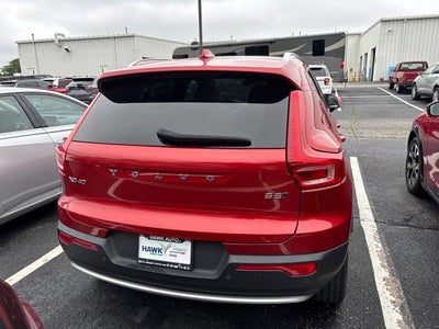 2023 Volvo XC40 Plus Bright Theme